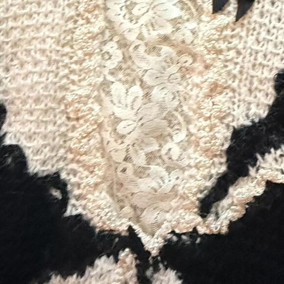 Vintage Abstract Black & Cream Knit Sweater Ribbon Collar Detail M/L - Picture 5 of 5